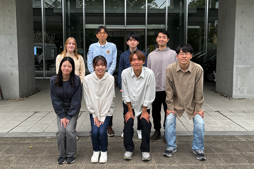 研究室（荒川グループ）の集合写真